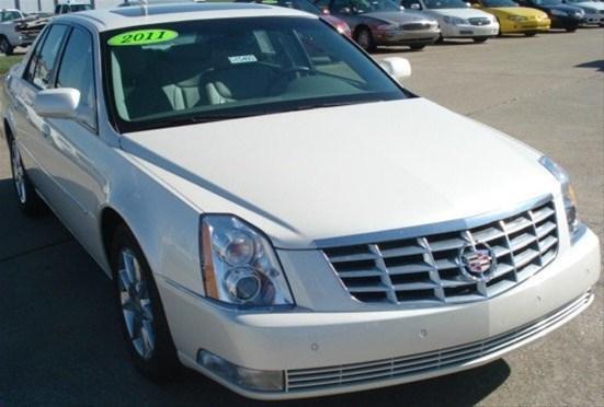 2011 Cadillac Dts luxury collection G15493