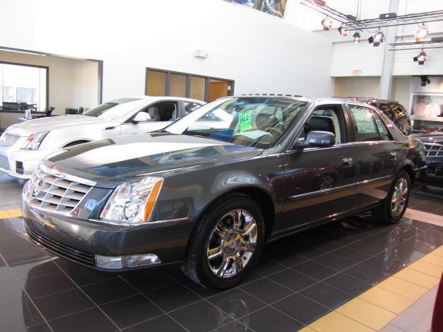 2011 cadillac dts platinum collection low mileage gm2343 23