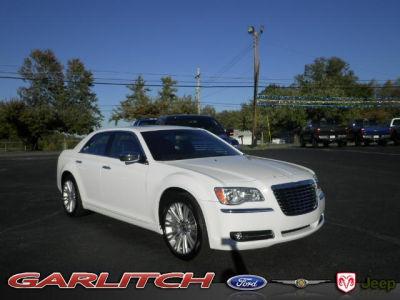 2011 Chrysler 300 Limited White in North Vernon Indiana