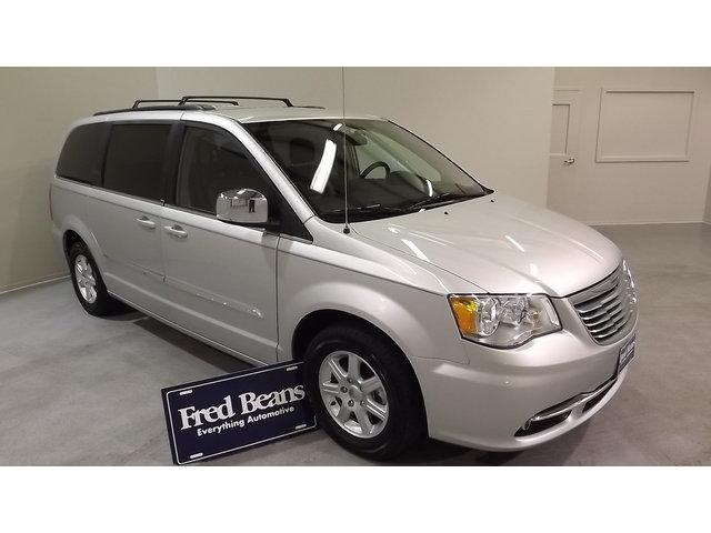 2011 chrysler town & country touring-l c20044x fwd