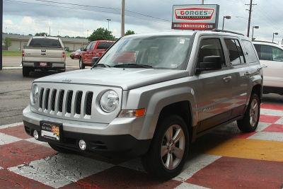 2011 Jeep Patriot Silver in Planeview Kansas