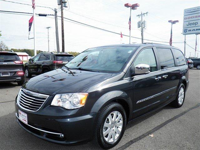 2012 Chrysler Town Country Touring-L