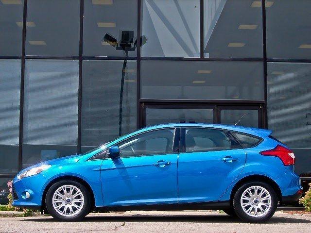 2012 ford focus se hatchback advancetrac 6-speed automatic clean history rep f6046 1fahp3k24cl1630