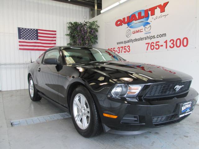 2012 Ford Mustang COUPE