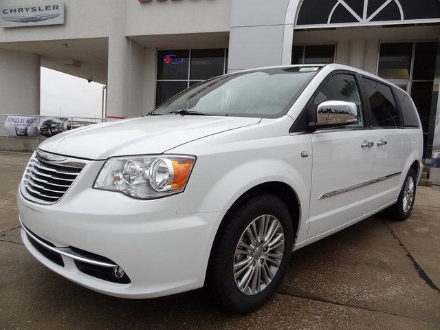 2014 Chrysler Town & Country Touring-L 30th Anniversar - 36860 - 40111824