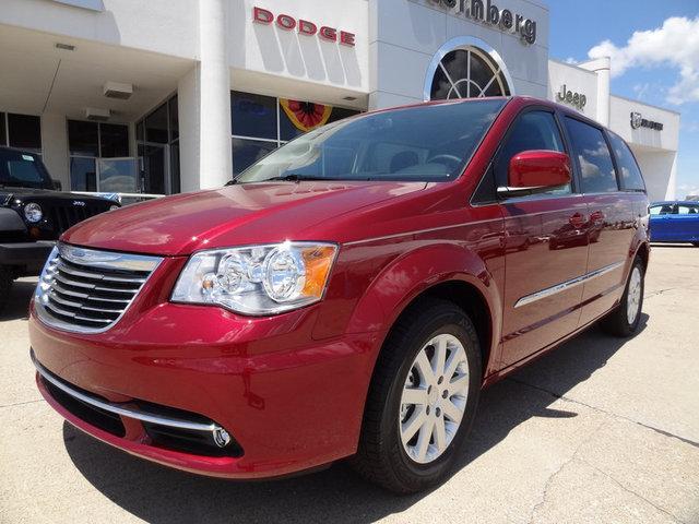 2014 Chrysler Town & Country Touring - 32855 - 45070153