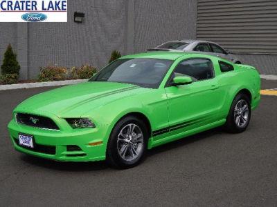 2014 Ford Mustang V6 Premium Gotta Have It Green Tri-Coat in Medford Oregon