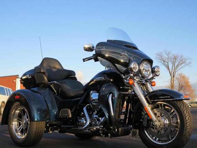 2014 Harley Davidson FLHTCUTG Tri-Glide Ultra Classic - Stock# 148136