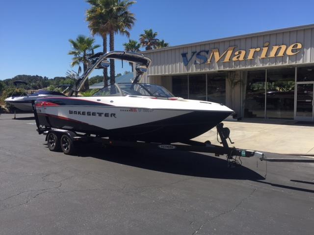 2014 Malibu Boats LLC Wakesetter 247 LSV