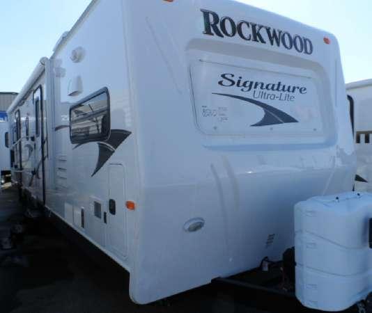 2014 Rockwood Signature Ultra Lite 8315BSS Travel Trailers