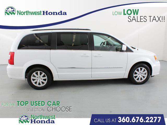 2015 Chrysler Town & Country Touring - 21926 - 65811541
