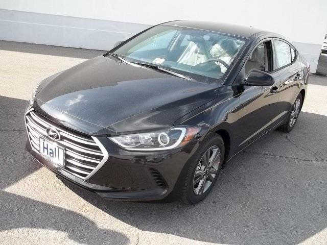 2017 Hyundai Elantra SE - 17625 - 61512008