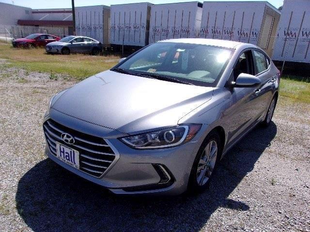 2017 Hyundai Elantra SE - 18825 - 62875593