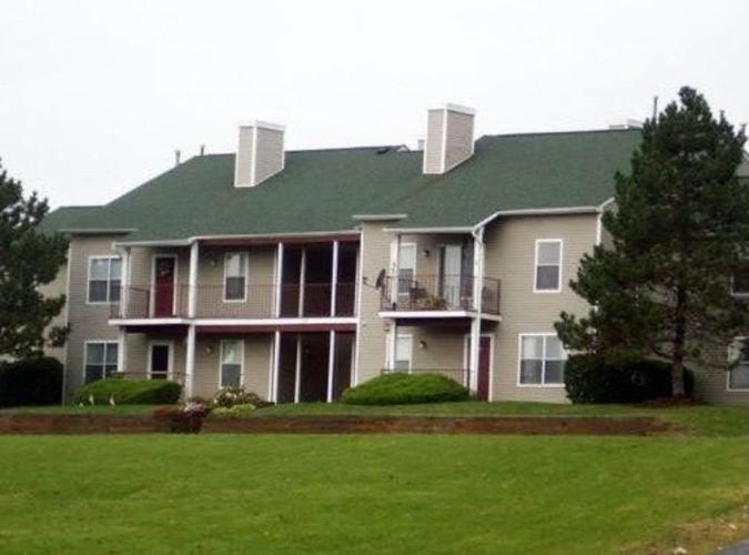 2br 2 bd/1 bath We only do a 12 month lease term.