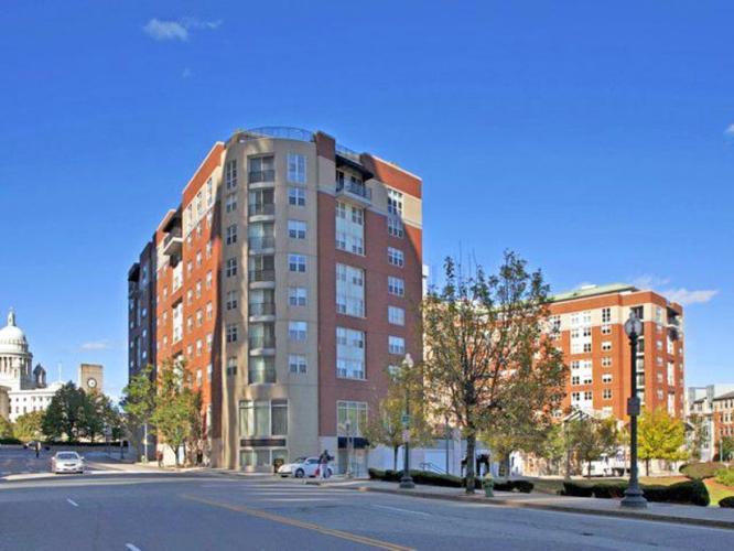 2br 2 bd/2 bath Live in the heart of downtown Providence!