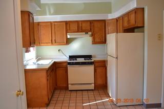 2br Central Falls / Lincoln Line - Spacious & Modern 2 Bed. Excellent Condition.