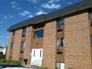 2br Lincoln RI - Great Location Modern 2 Bed 1 bath or Rent. Parking & Laundry Available.