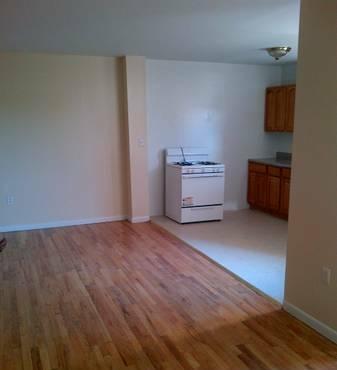 2br WHAT A STEAL! Under-priced! LARGE. 2 BED. NO FEE