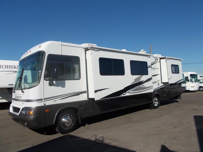 36.5 FT Forest River Georgetown Triple Slide V-10 Automatic Cruise Sleeps 6 & Much More Nice RV