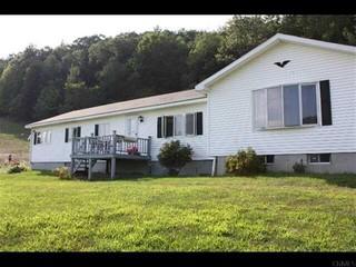 3br 117 Breese Hollow Rd Hoosick NY 99000