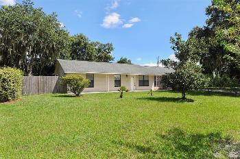 3br Beautifully Renovated 3 Bed/2 Bath Home In Mulberr