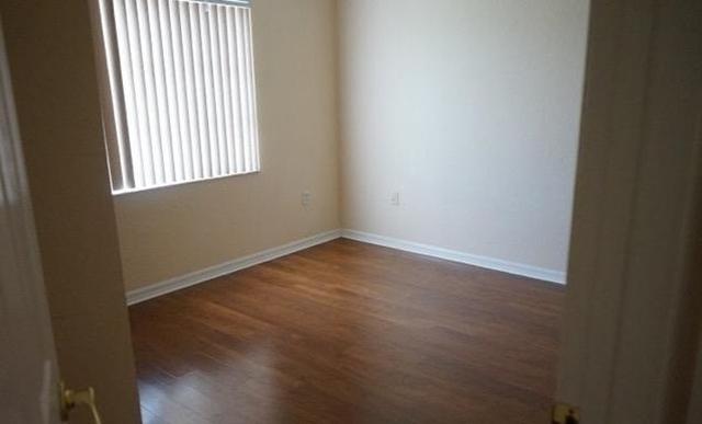 4 bedrooms Apartment - RENTAL SPECIALIST BROWARD AND PALM BEACH COUNTIES.