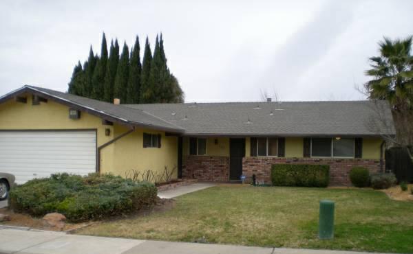 4br 1400ft - COLLEGE area 3 bed 2 bath 2 living areas