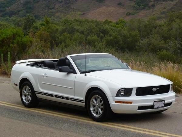 —————— L~ {❤}~ {❤}~K ——————2006 Ford Mustang