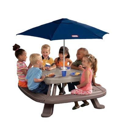 ► Little Tikes Fold and Store Picnic Table with Market Umbrella Best Deals !