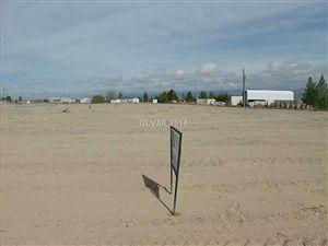 Amazing opportunity to build your custom home in Pahrump on this 2.5 Acre Lot!