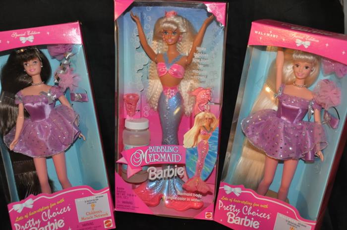 Barbie Dolls Just In never open vintage