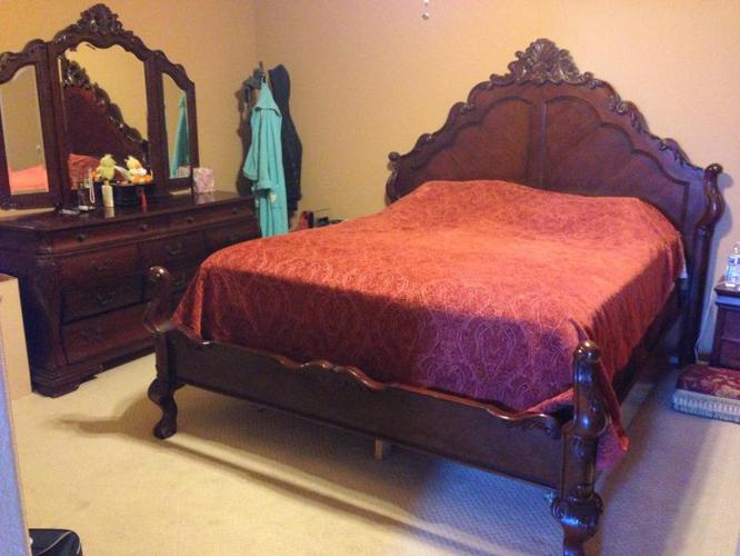 Bed room set california king size