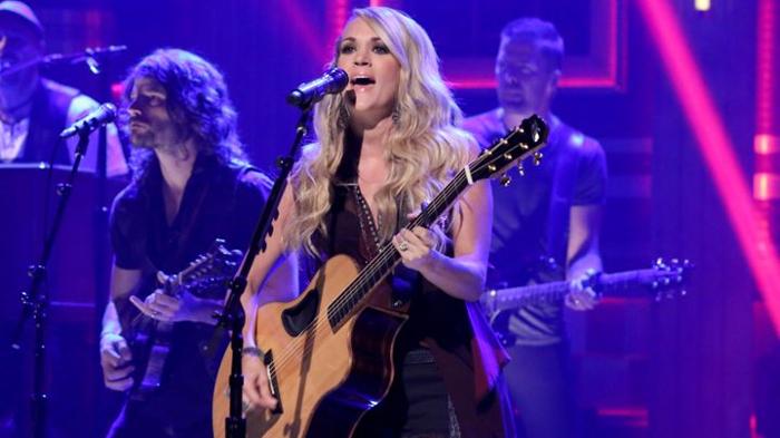 Cheaper Carrie Underwood concert tickets Pinnacle Bank Arena 3/26/2016