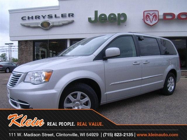 chrysler town & country touring y105-6 automatic 6-speed