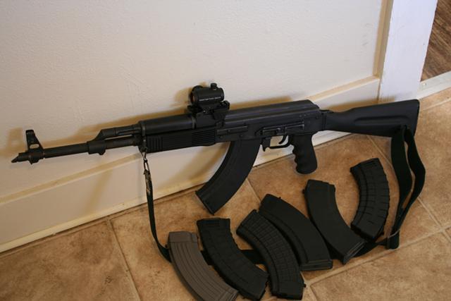 Cut barrel RPK aes-10b with mags red dot