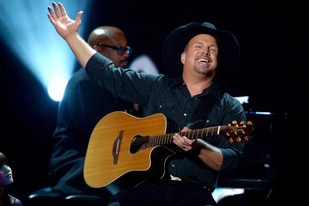 Discount Garth Brooks concert tickets North Charleston Coliseum 2/14/2016