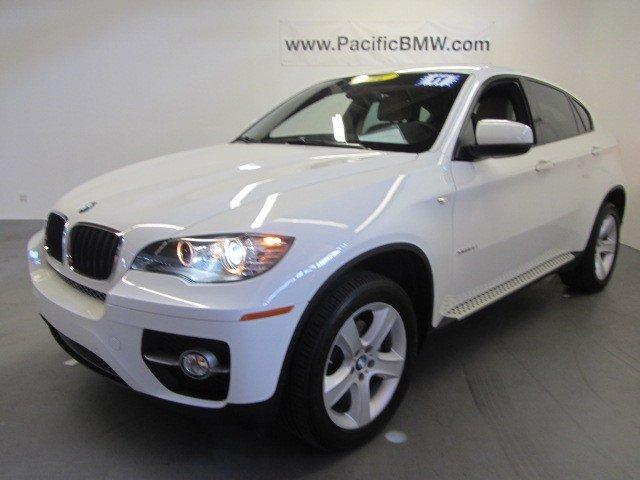 Drive to work in 2011 BMW X6