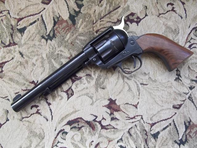 EAA Bounty Hunter Single-Action Revolver .22 Magnum 6 3/4