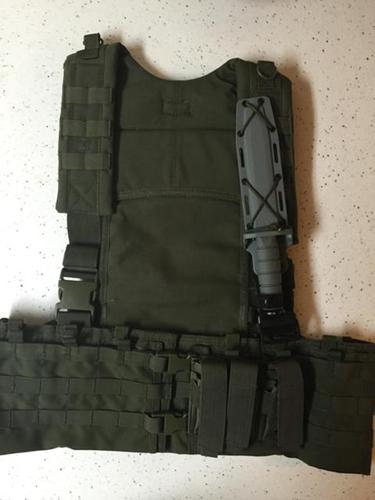 FOR SALE/TRADE: CONDOR TACTICAL CHEST RIG KABAR KNIFE FIXED BLADE & MAGAZINE POUCHES 158 MSRP!