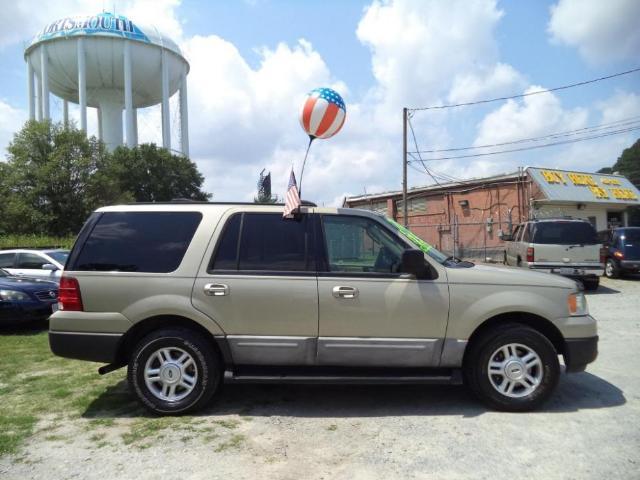 Ford Expedition 4 Door Wagon - 66798759