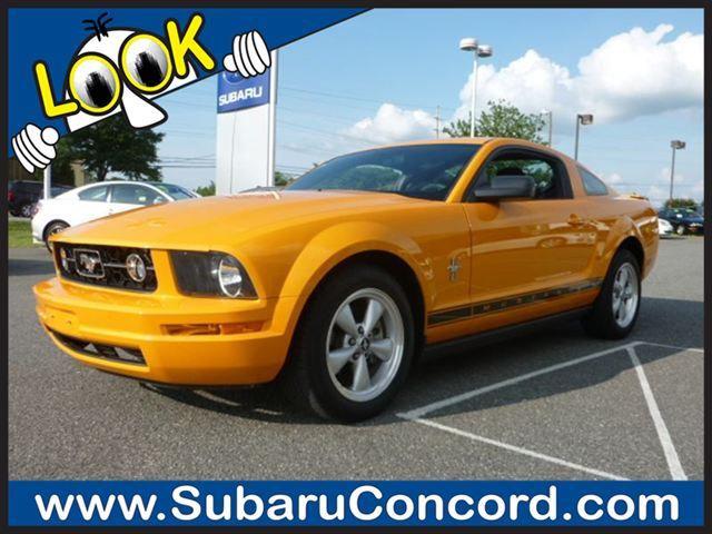 ford mustang coupe low mileage pmb3525 black/chamois