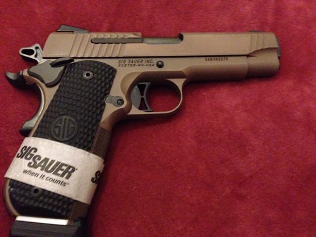 FSOT - Sig Sauer Emperor Scorpion Carry Bobtail Commander 1911 in 45 (Private Sale CCW Holder)