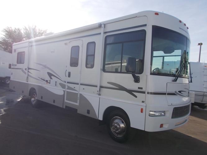 Gas Motor Home Winnebago Sightseer Special Edition Slide Out