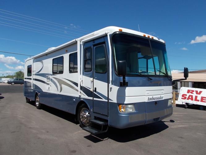 Holiday Ramber Ambassador Air Ride Slide Out 34 FT Diesel Sleeps 6 Many Features