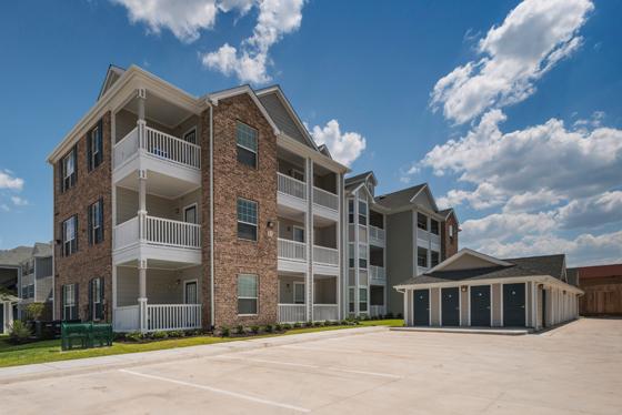 Lease TODAY and receive up to 1 MONTH FREE on select apartments.