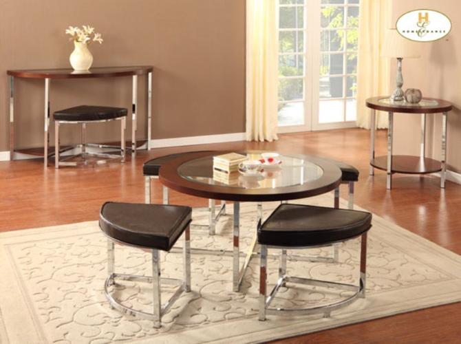 Maine Cocktail Table with 4 Ottomans