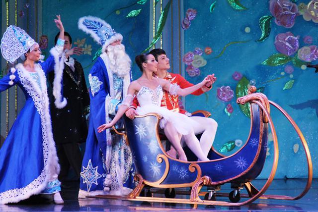 Moscow Ballet's Great Russian Nutcracker Tickets at Barbara B Mann Performing Arts Hall on 12/29/15