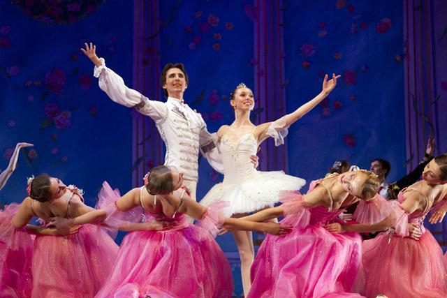 Moscow Ballet's Great Russian Nutcracker Tickets at Mary W. Sommervold Hall at Washington Pavilion