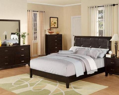 Never been opened All Wood Ultra Modern Bed Set Upholstered HB