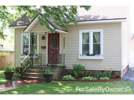 Newly renovated bungalow in desirable SE Wausau neighborhood